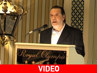 Όταν πετάς… κοτσάνες δημοσίως